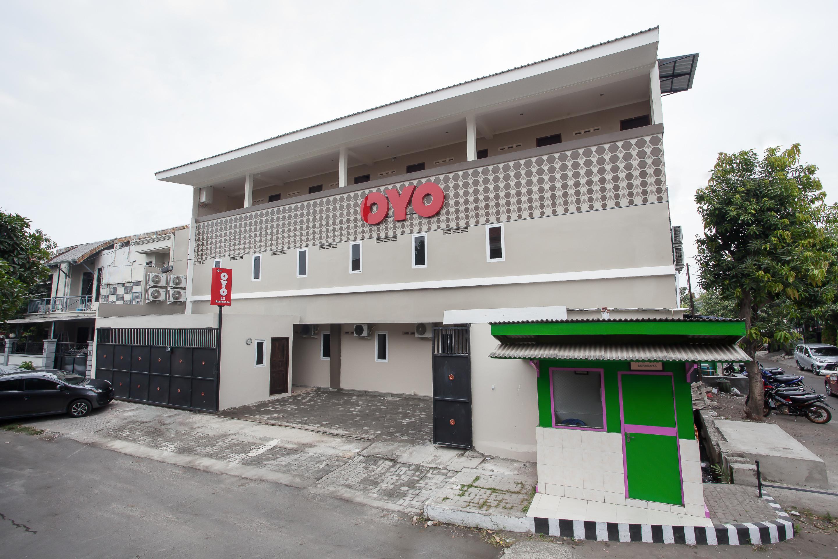 Super Oyo Capital O 134 Lg Residence Surabaya Eksteriør billede
