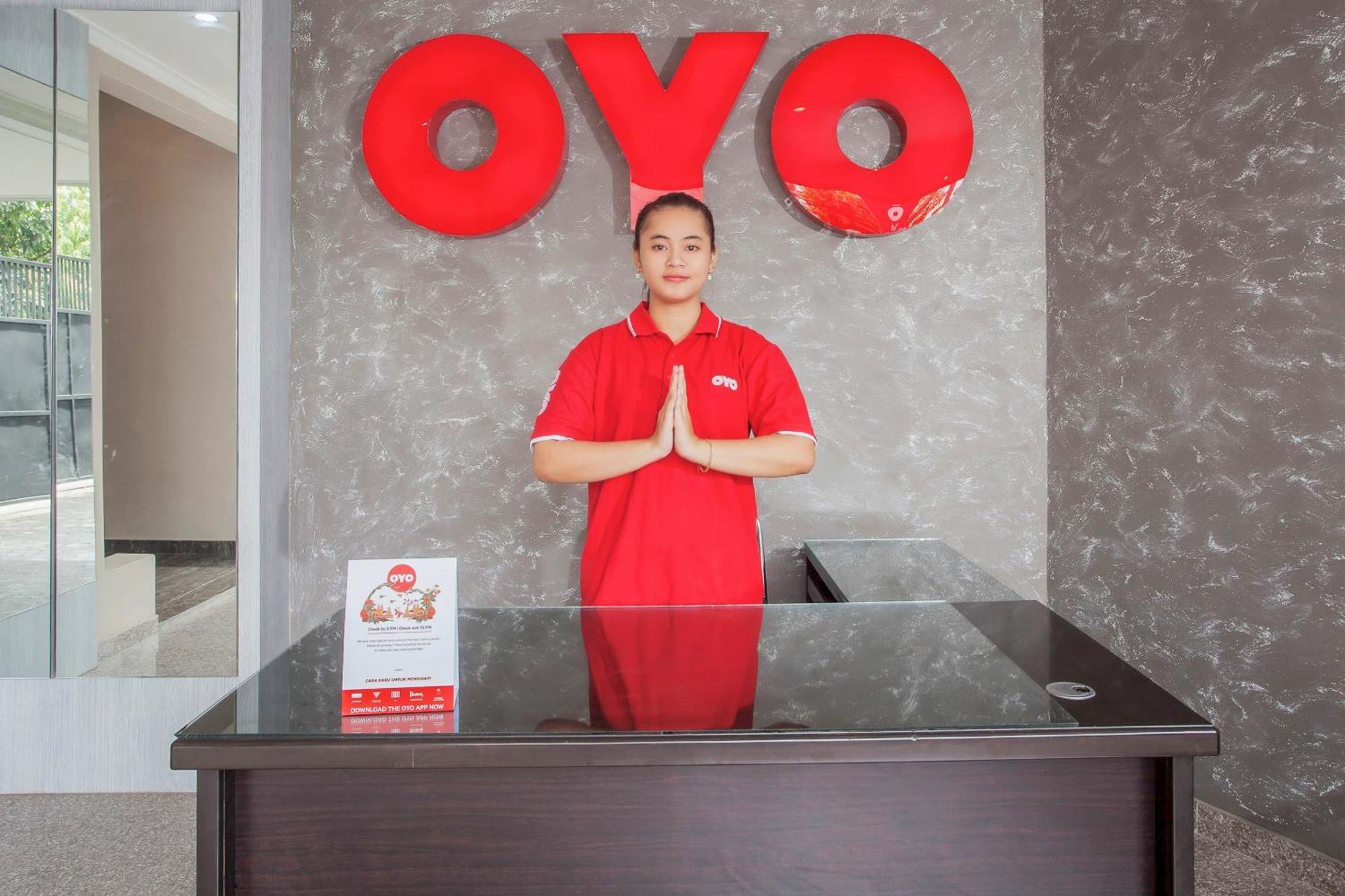 Super Oyo Capital O 134 Lg Residence Surabaya Eksteriør billede